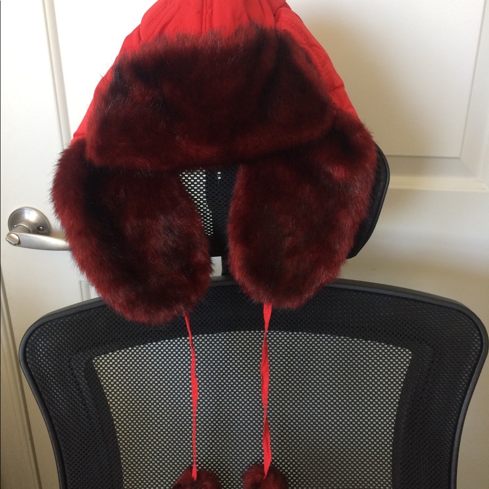 Winter hat - Picture 2 of 8